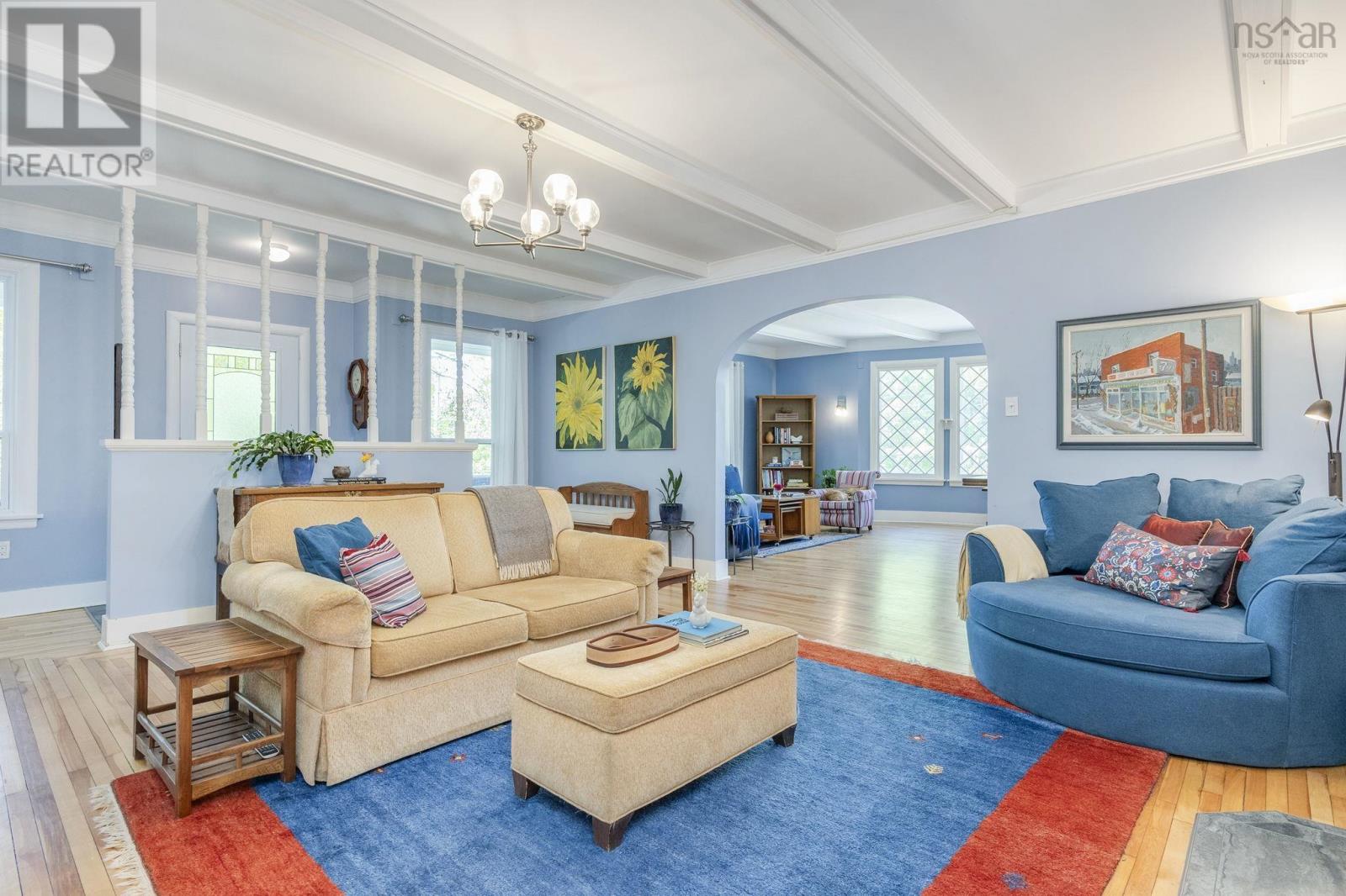 Property 43 of 51 of 471 Clifton Avenue