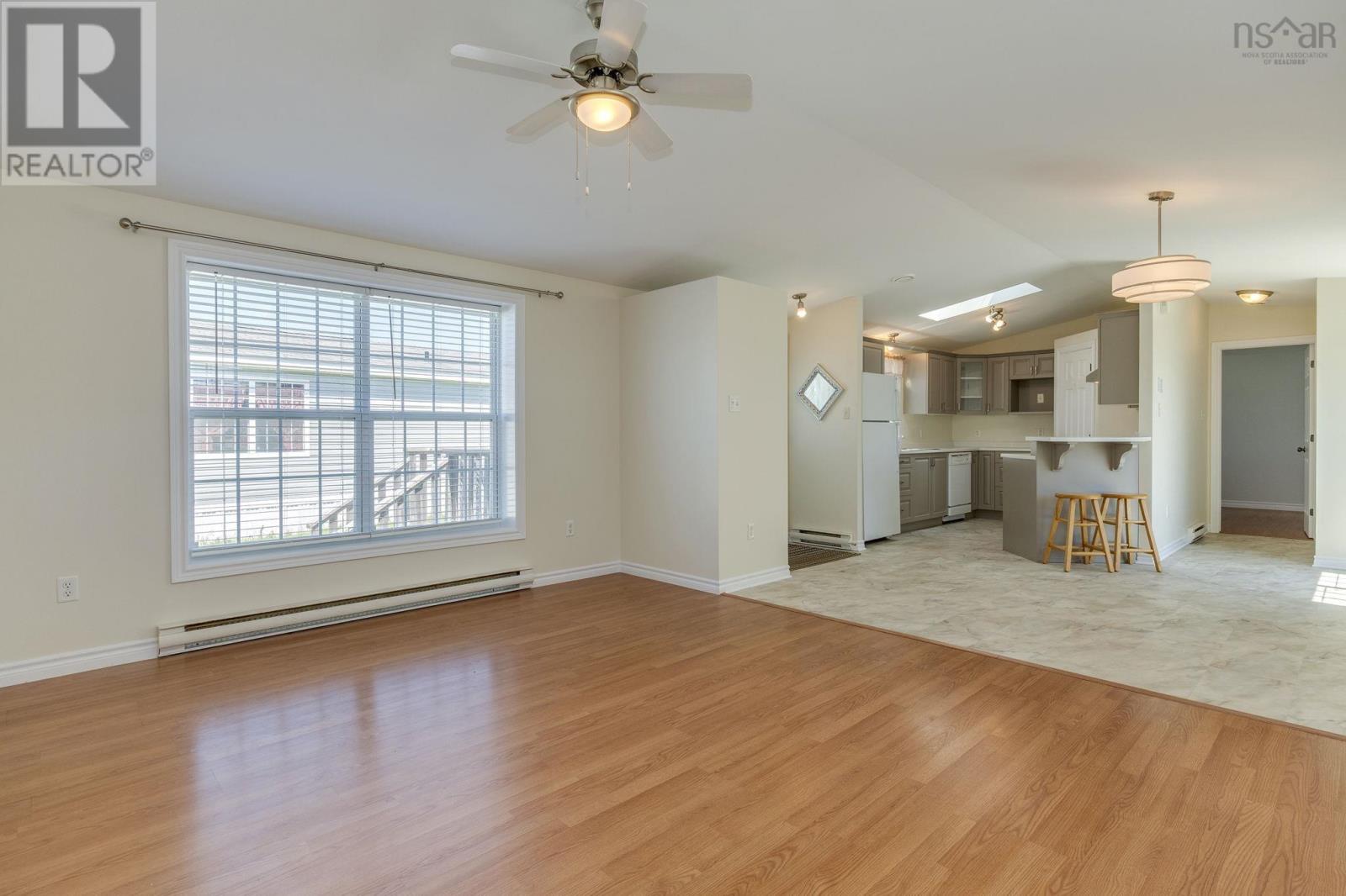 Property 37 of 47 of 141 Birchill Drive