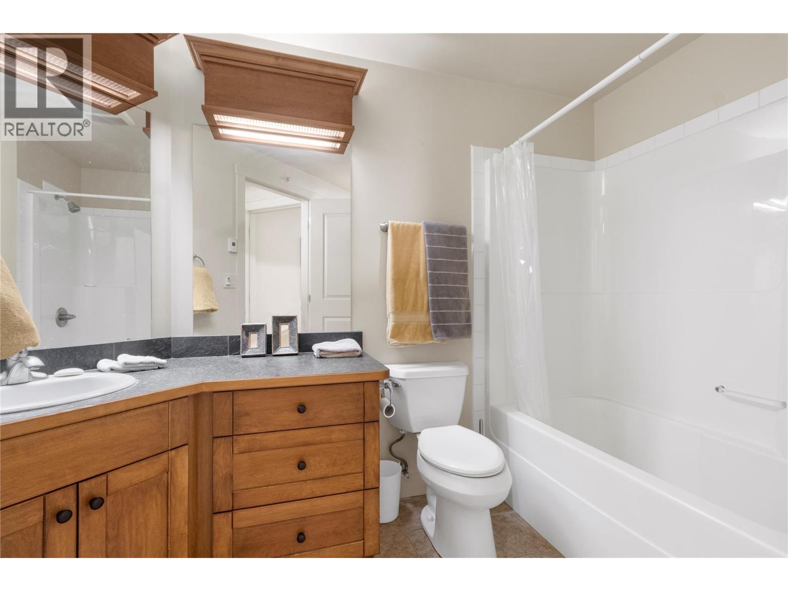 103 611 Shuswap Street Southwest, Salmon Arm