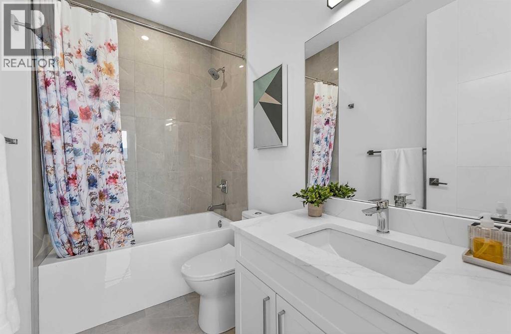 8124 47 Avenue NW - 26