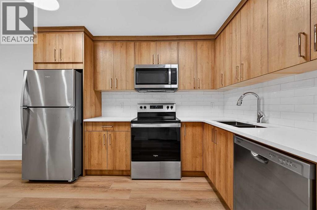 8124 47 Avenue NW - 30