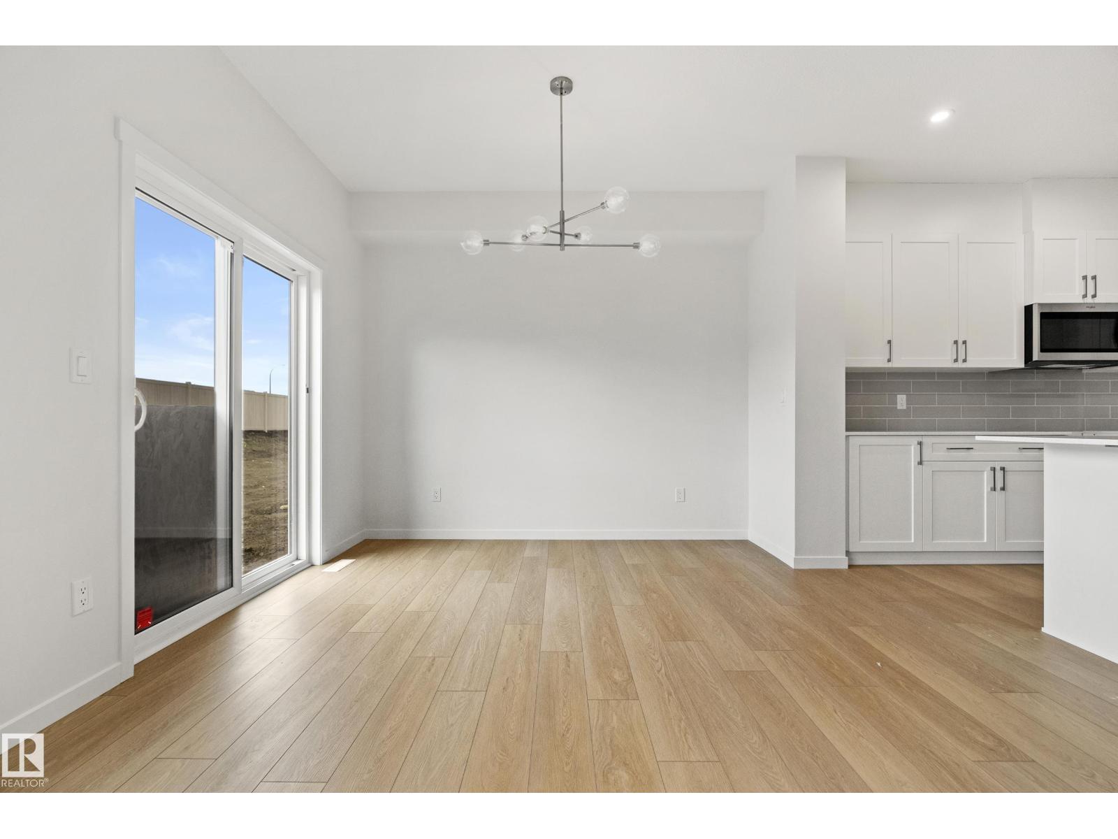 20731 24 AV NW - 15