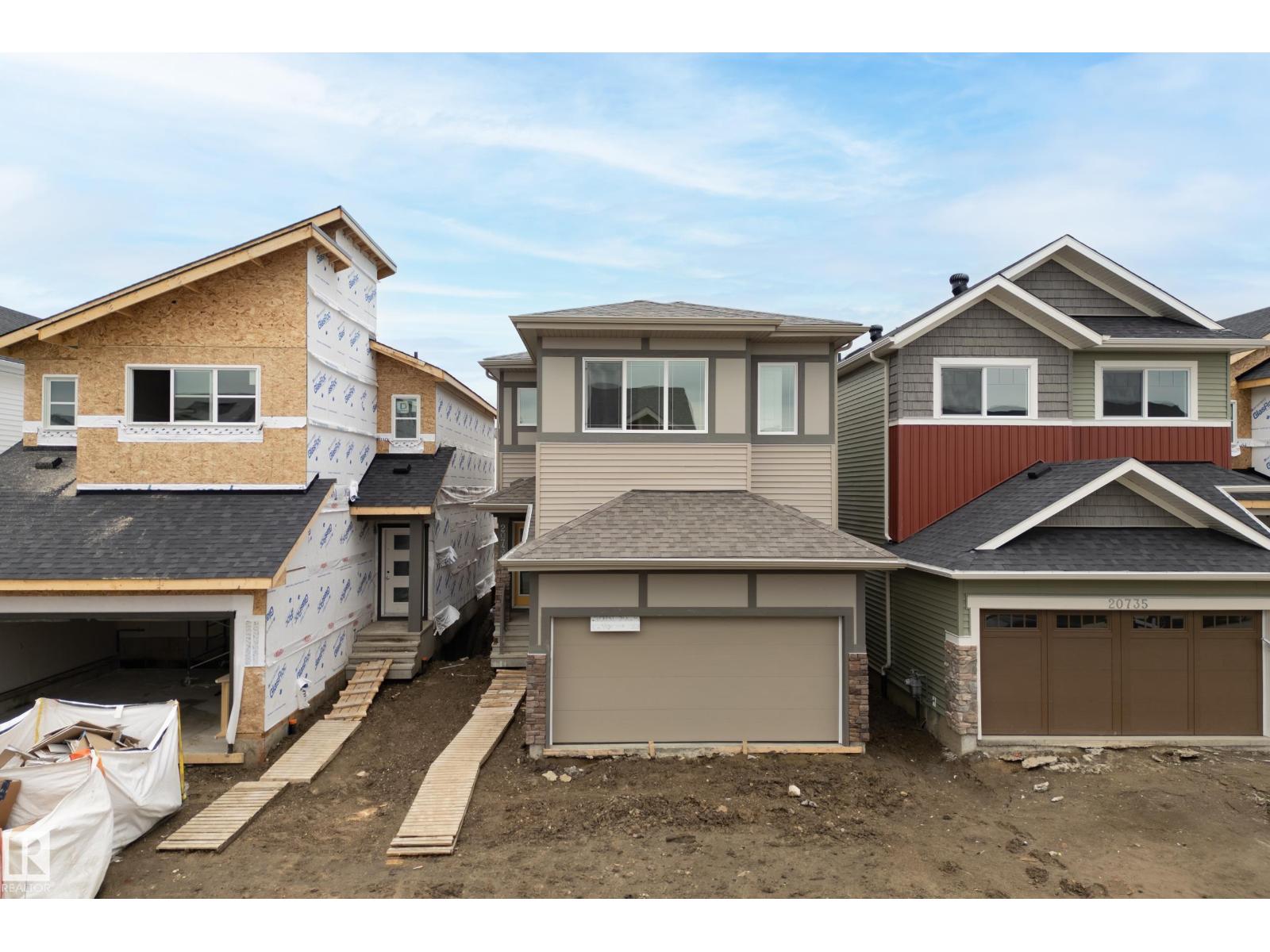 20731 24 AV NW - 2