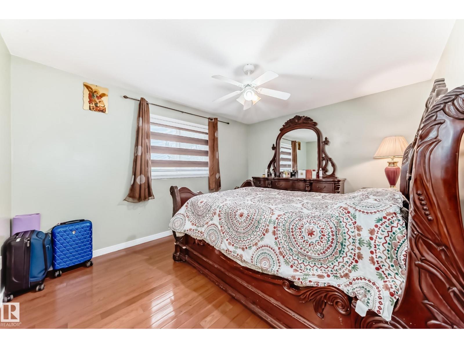 8317 160A AV NW - 19