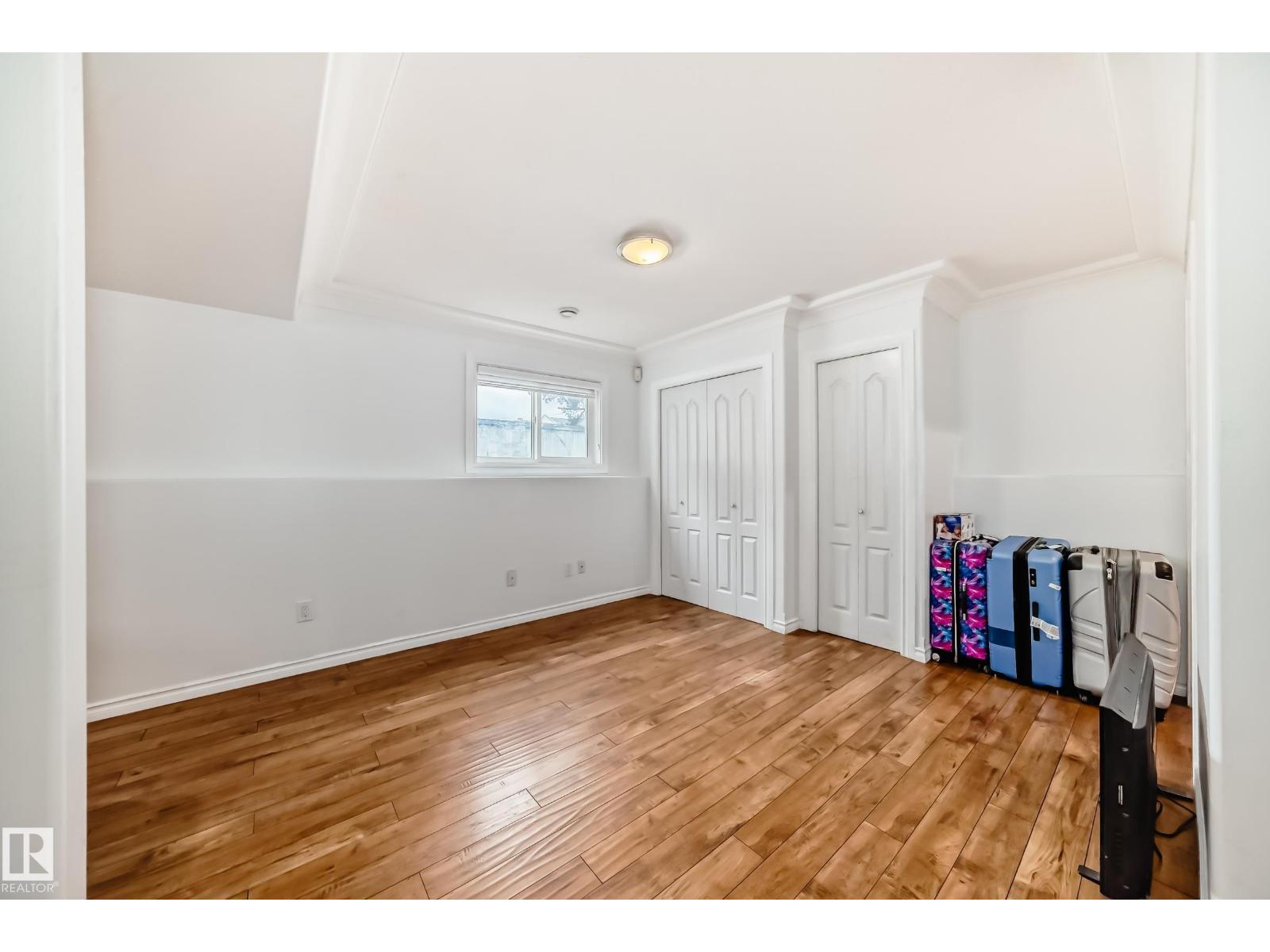 8317 160A AV NW - 36