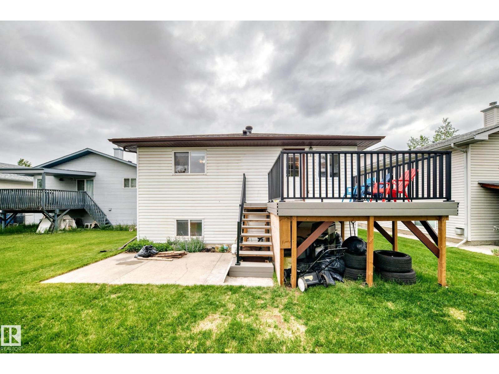 8317 160A AV NW - 44