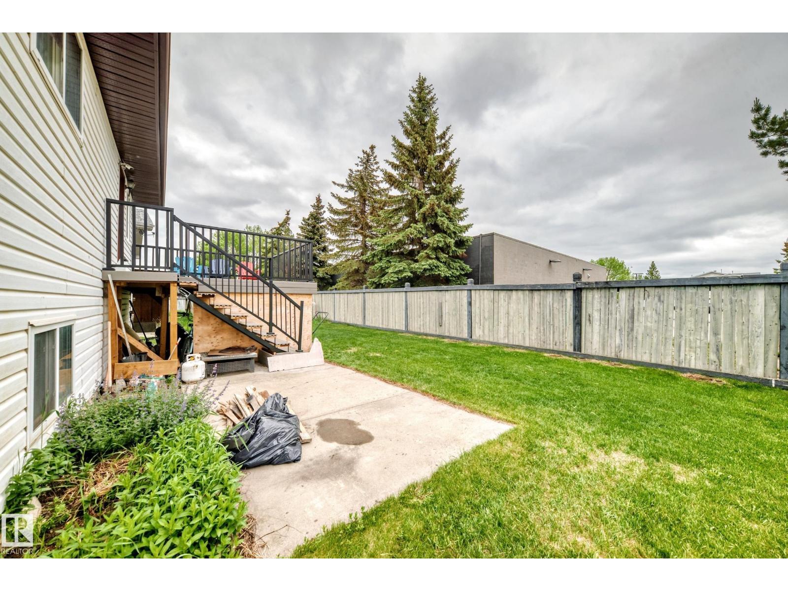 8317 160A AV NW - 45