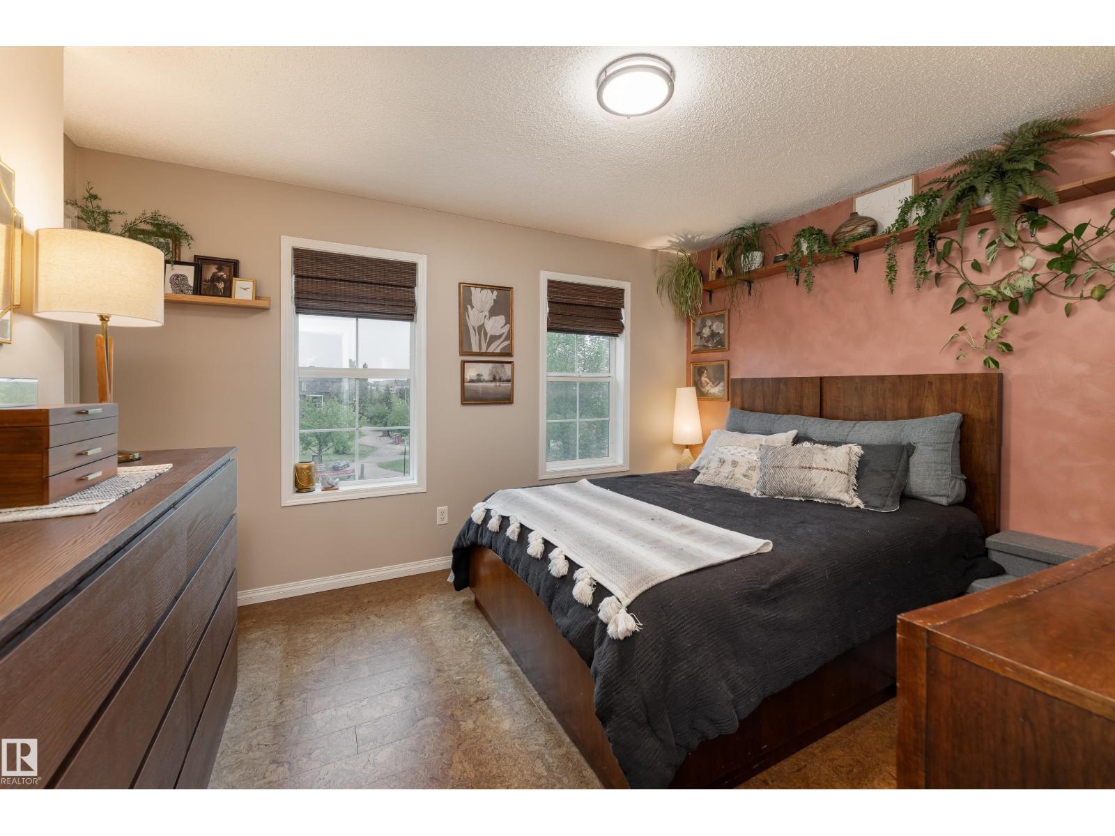 5964 SOUTH TERWILLEGAR BV NW - 17