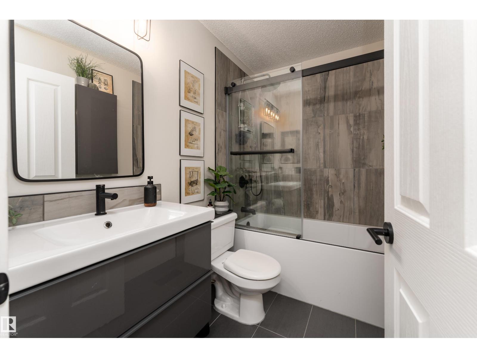 5964 SOUTH TERWILLEGAR BV NW - 24