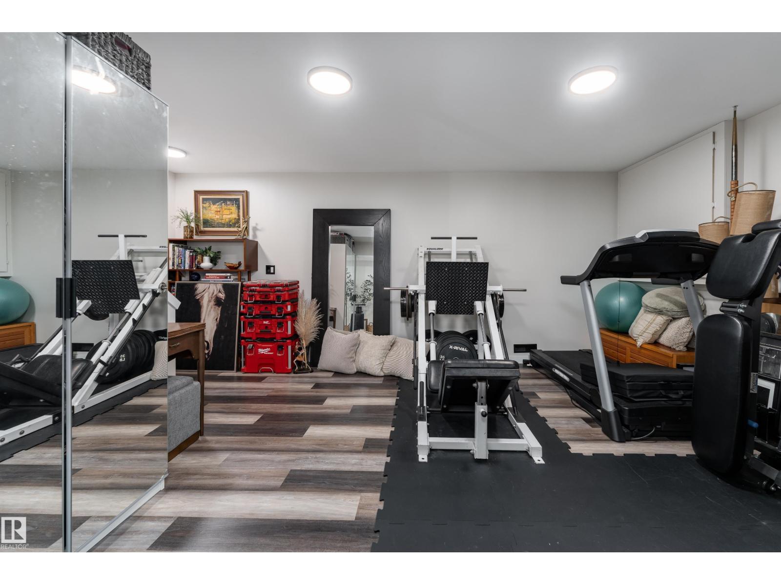 5964 SOUTH TERWILLEGAR BV NW - 26
