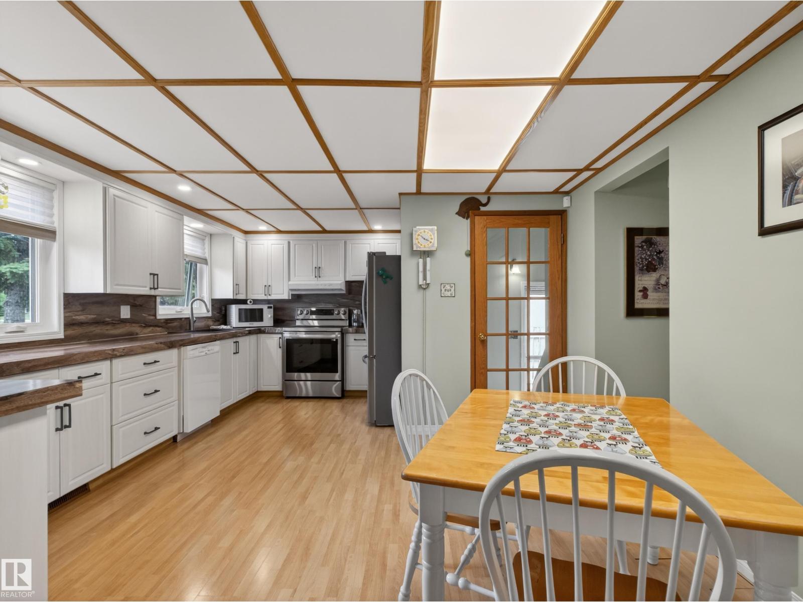 14408 77 ST NW - 15