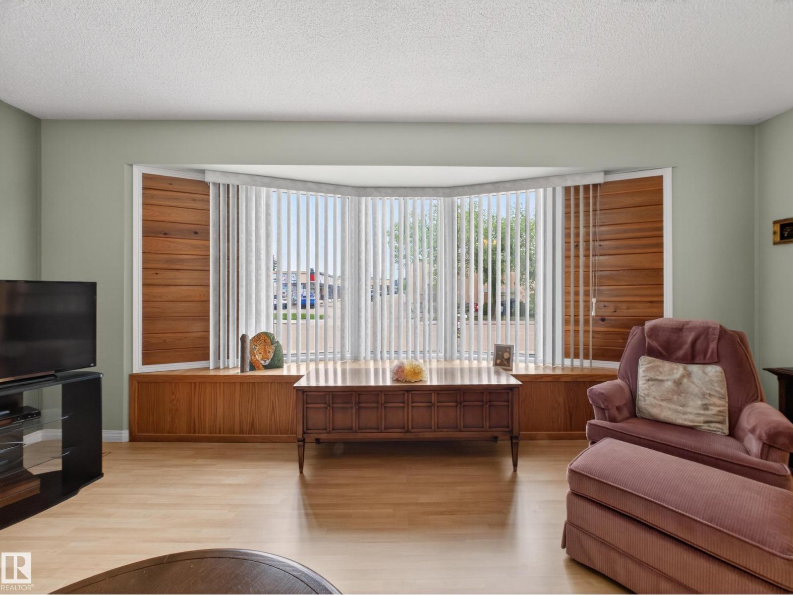 14408 77 ST NW - 4