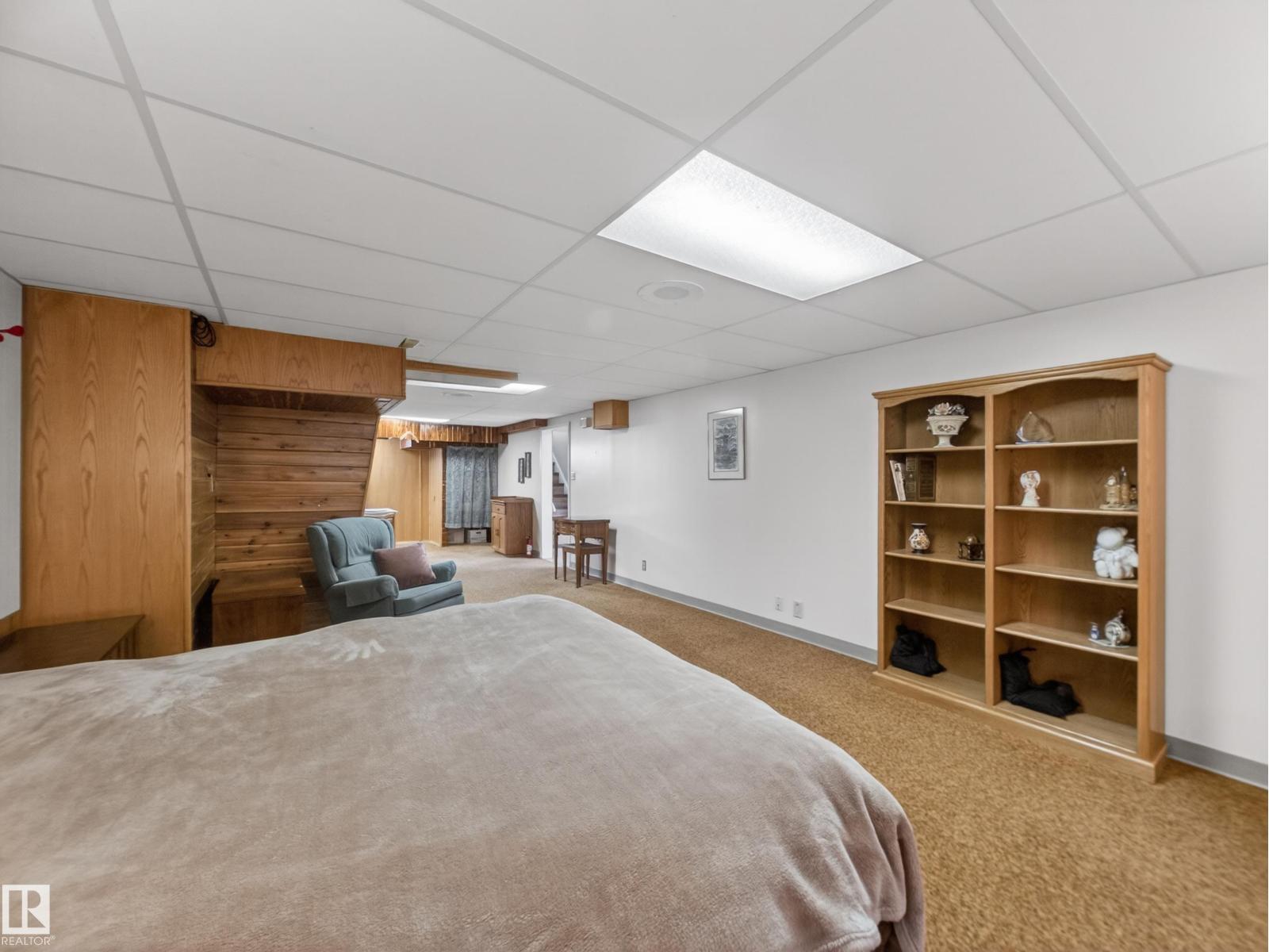 14408 77 ST NW - 48