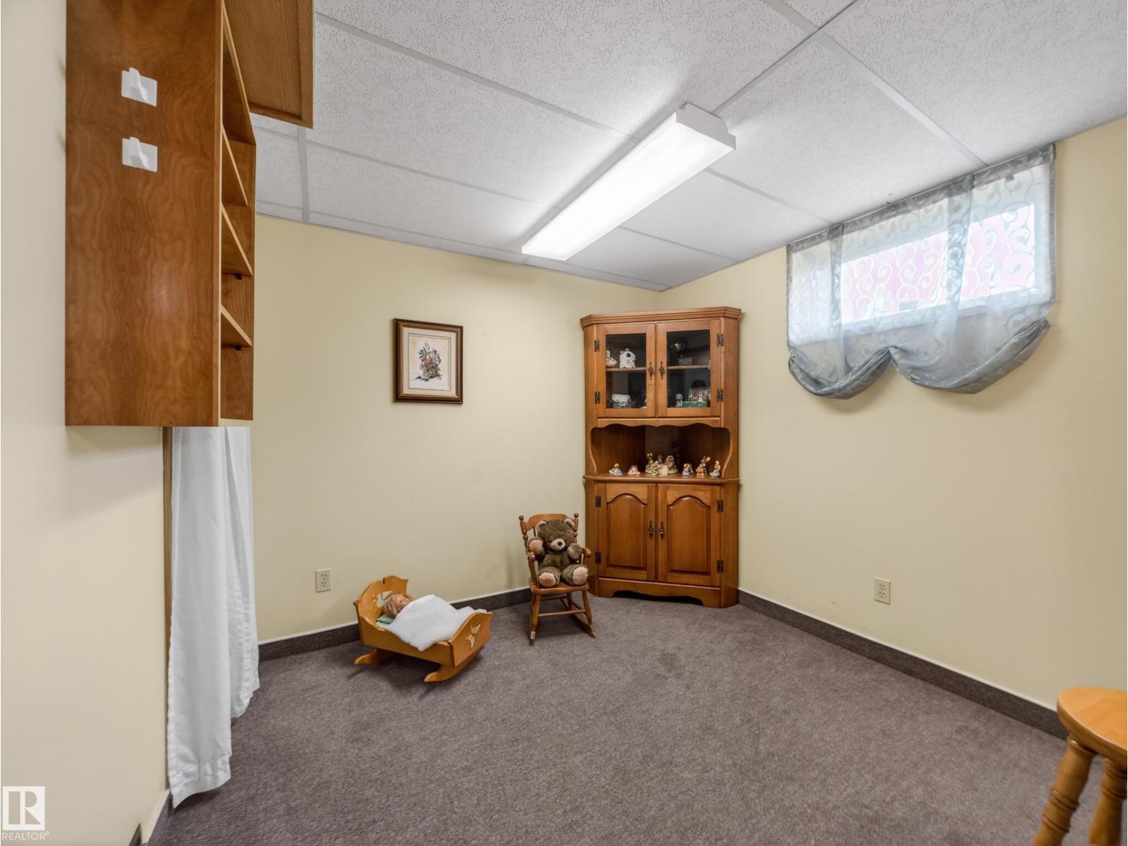 14408 77 ST NW - 52