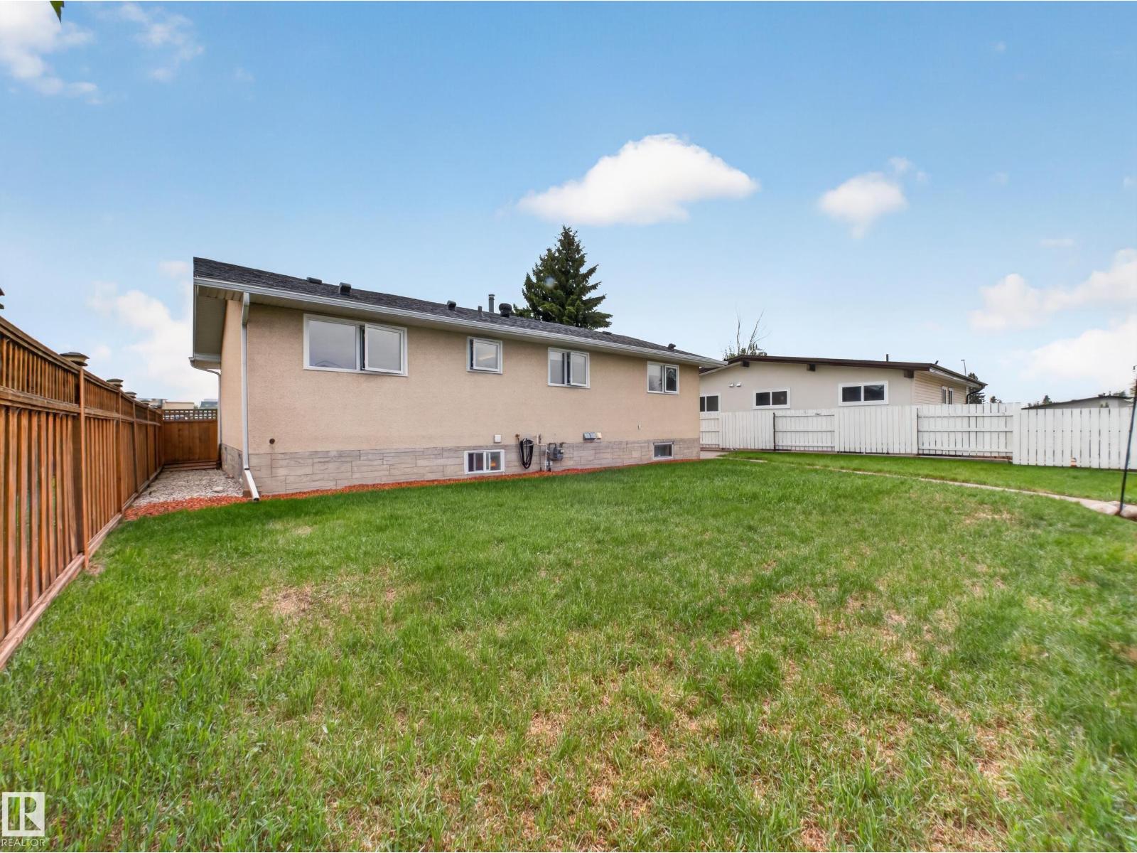 14408 77 ST NW - 64