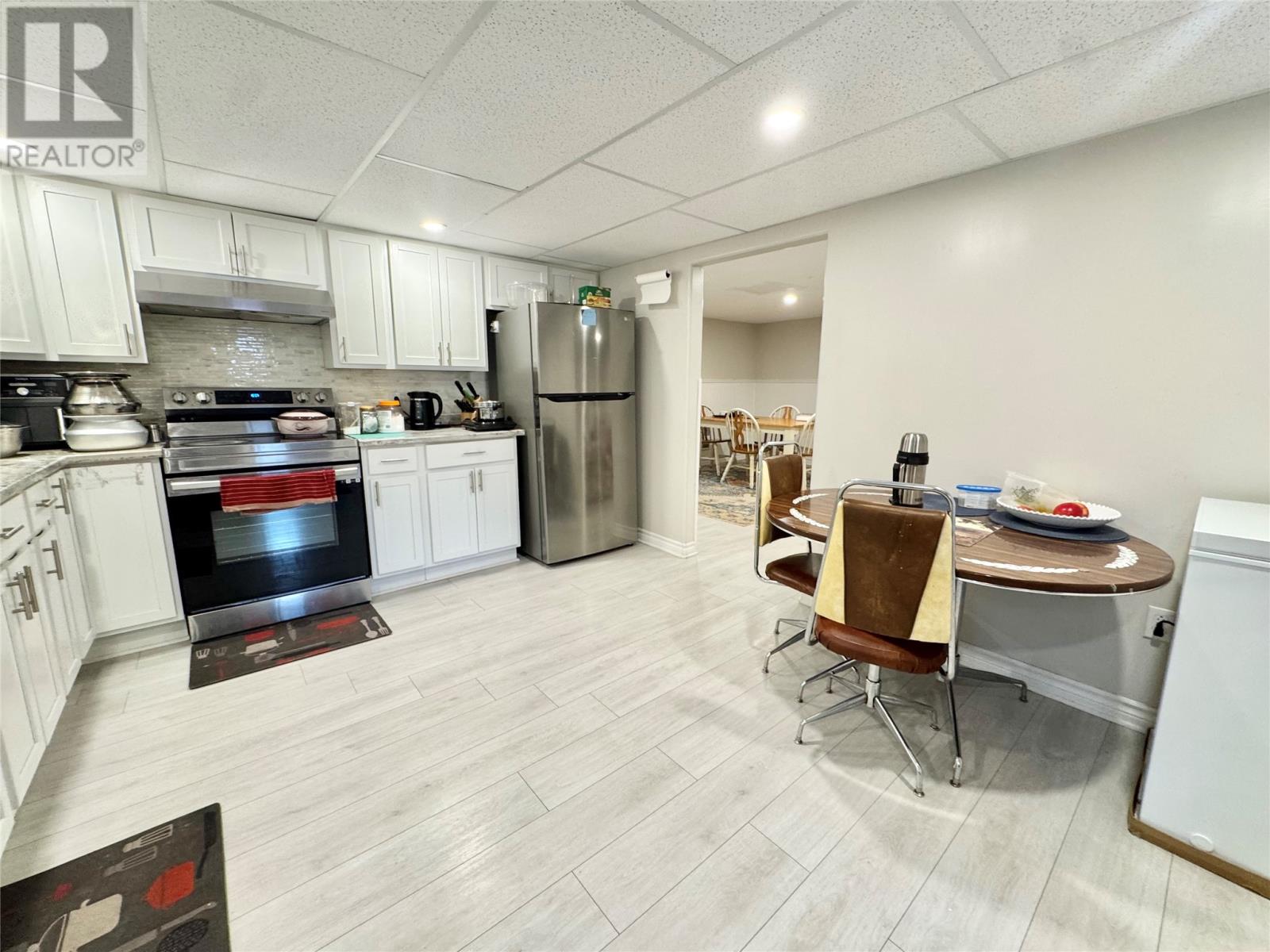 172 Elizabeth Drive - 15