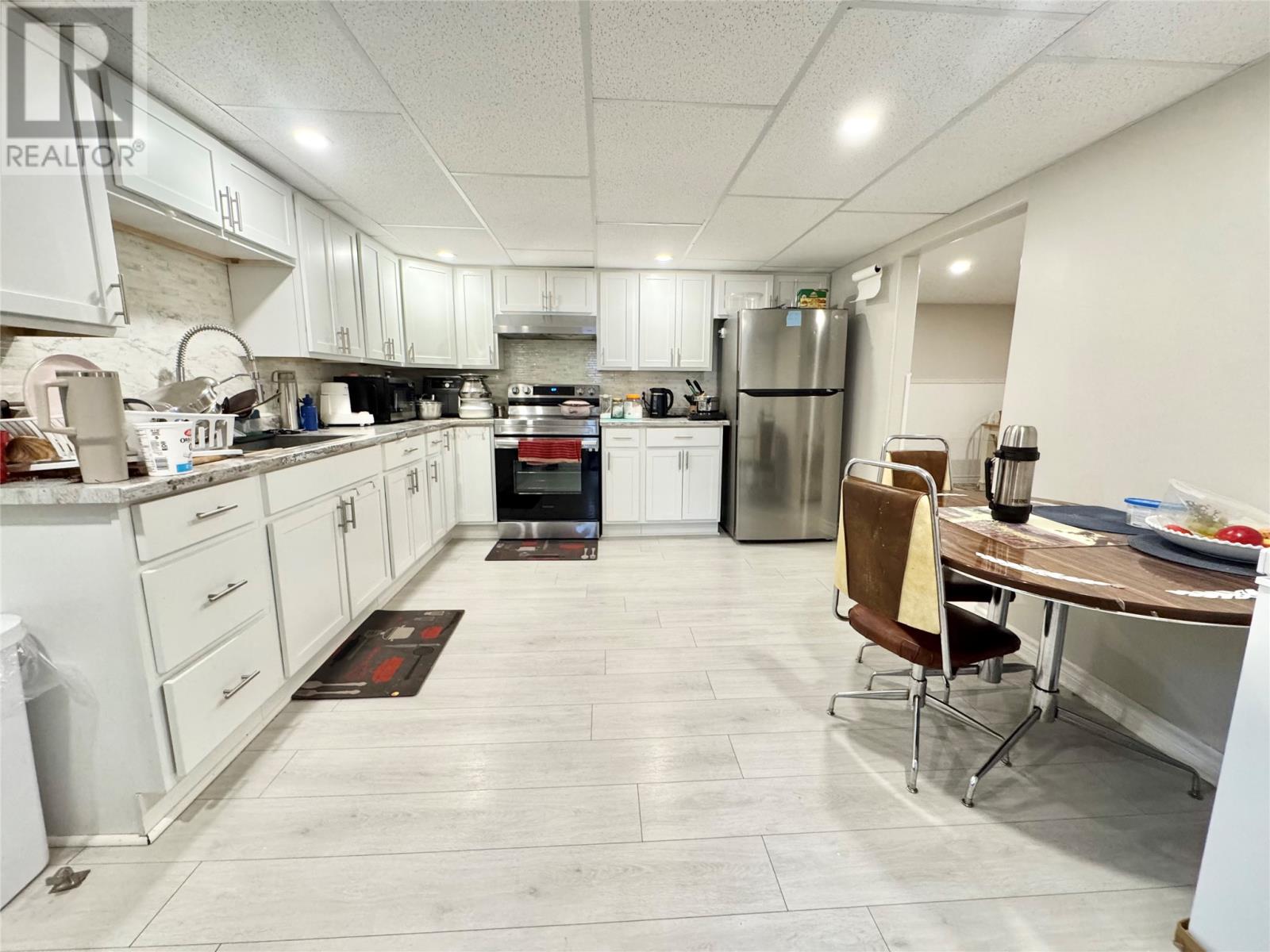 172 Elizabeth Drive - 16