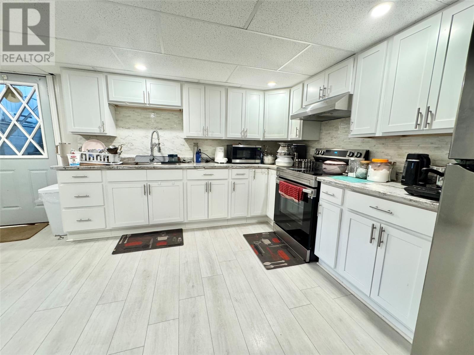 172 Elizabeth Drive - 17