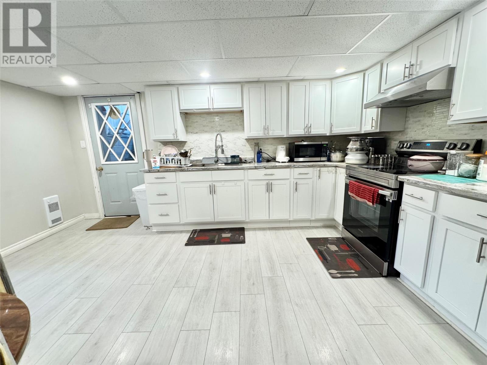 172 Elizabeth Drive - 18