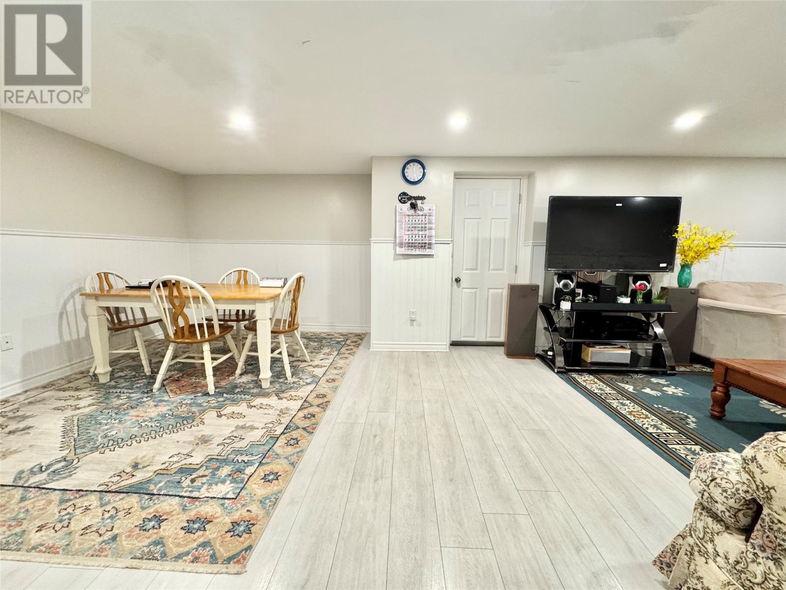172 Elizabeth Drive - 21