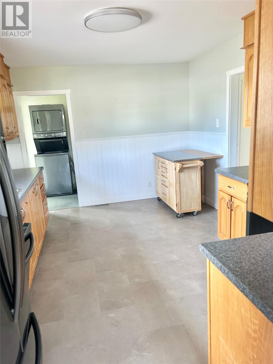 172 Elizabeth Drive - 5