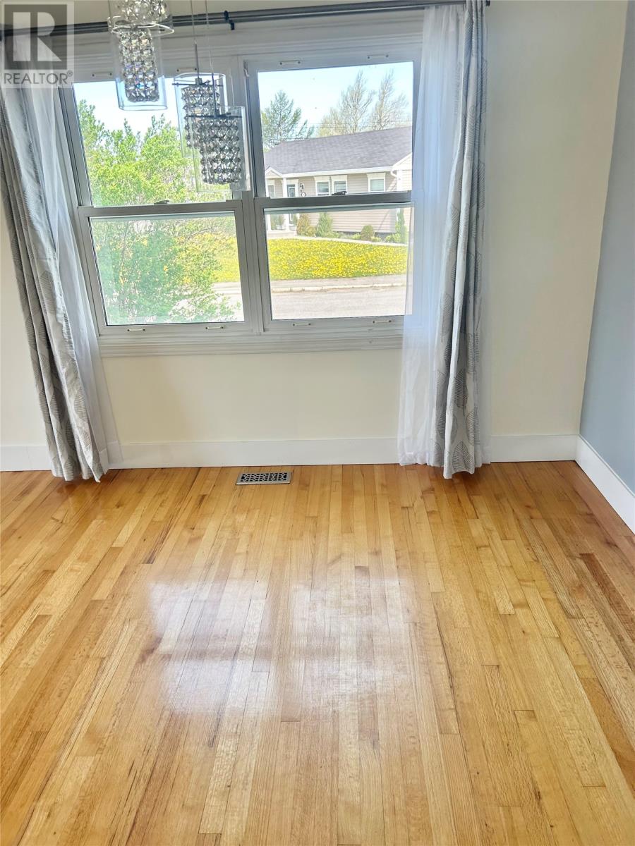 172 Elizabeth Drive - 6