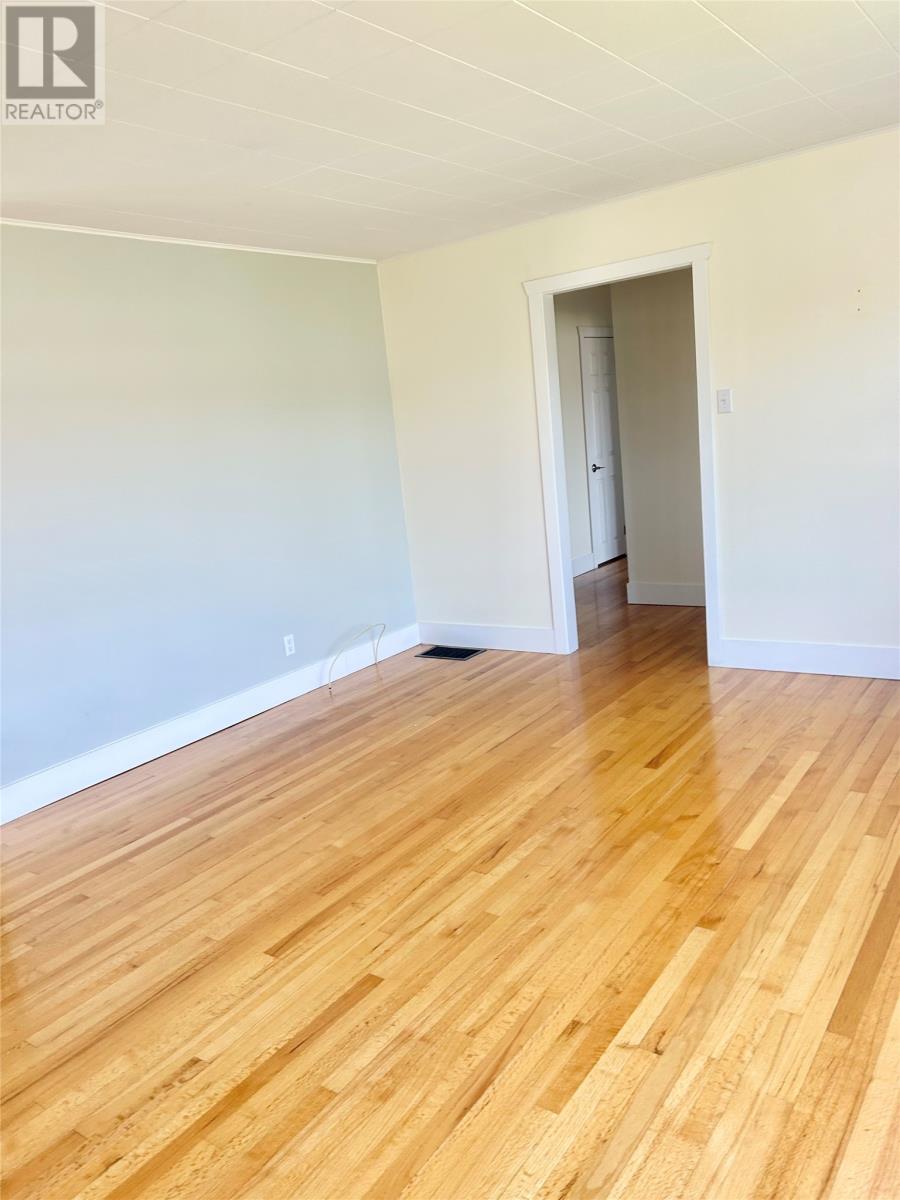 172 Elizabeth Drive - 8