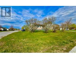 172 Elizabeth Drive thumbnail 25