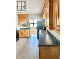 172 Elizabeth Drive thumbnail 4