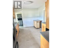 172 Elizabeth Drive thumbnail 5