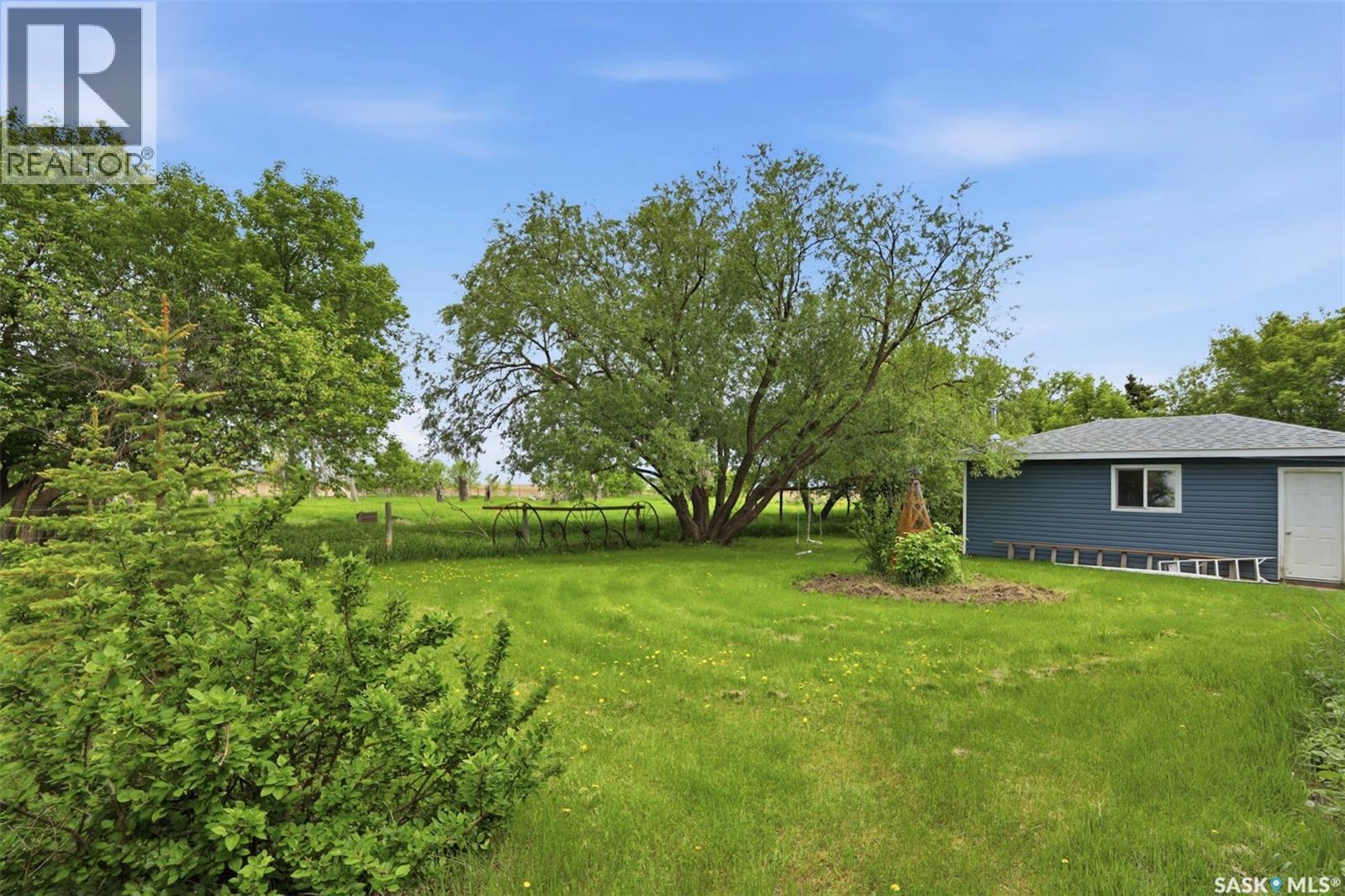 'LAND OF THE LIVING SKIES' ACREAGE - 34