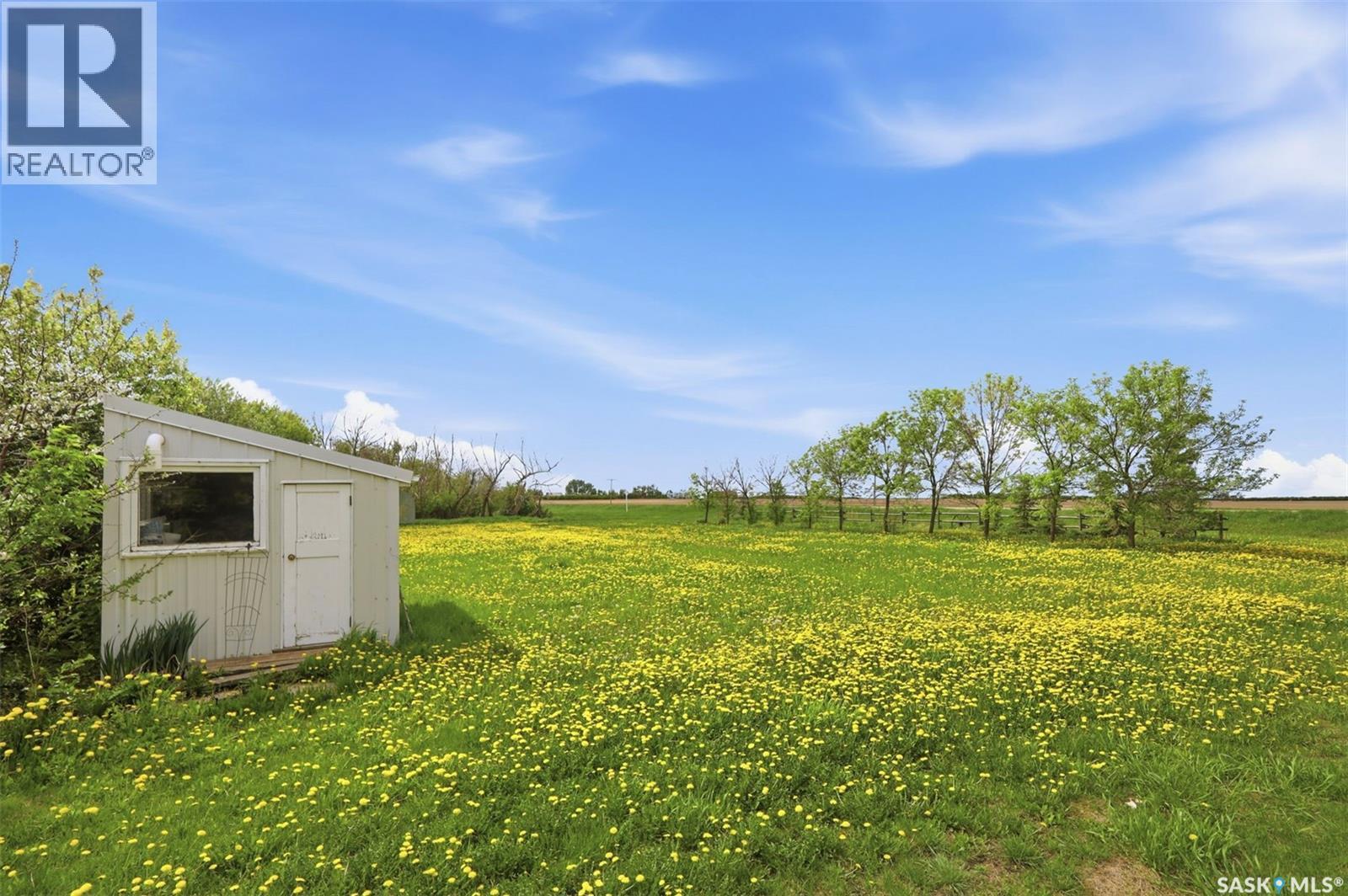 'LAND OF THE LIVING SKIES' ACREAGE - 35