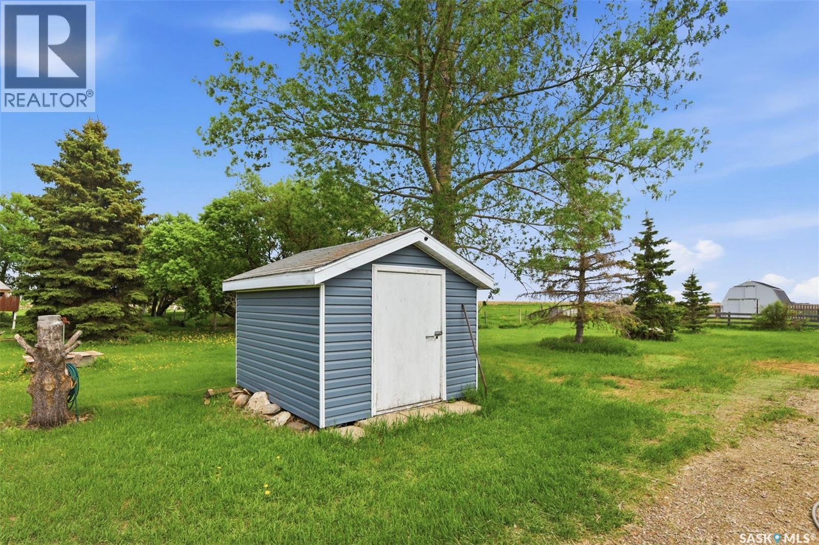 'LAND OF THE LIVING SKIES' ACREAGE - 36