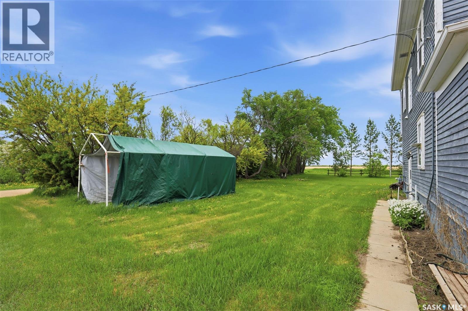 'LAND OF THE LIVING SKIES' ACREAGE - 41