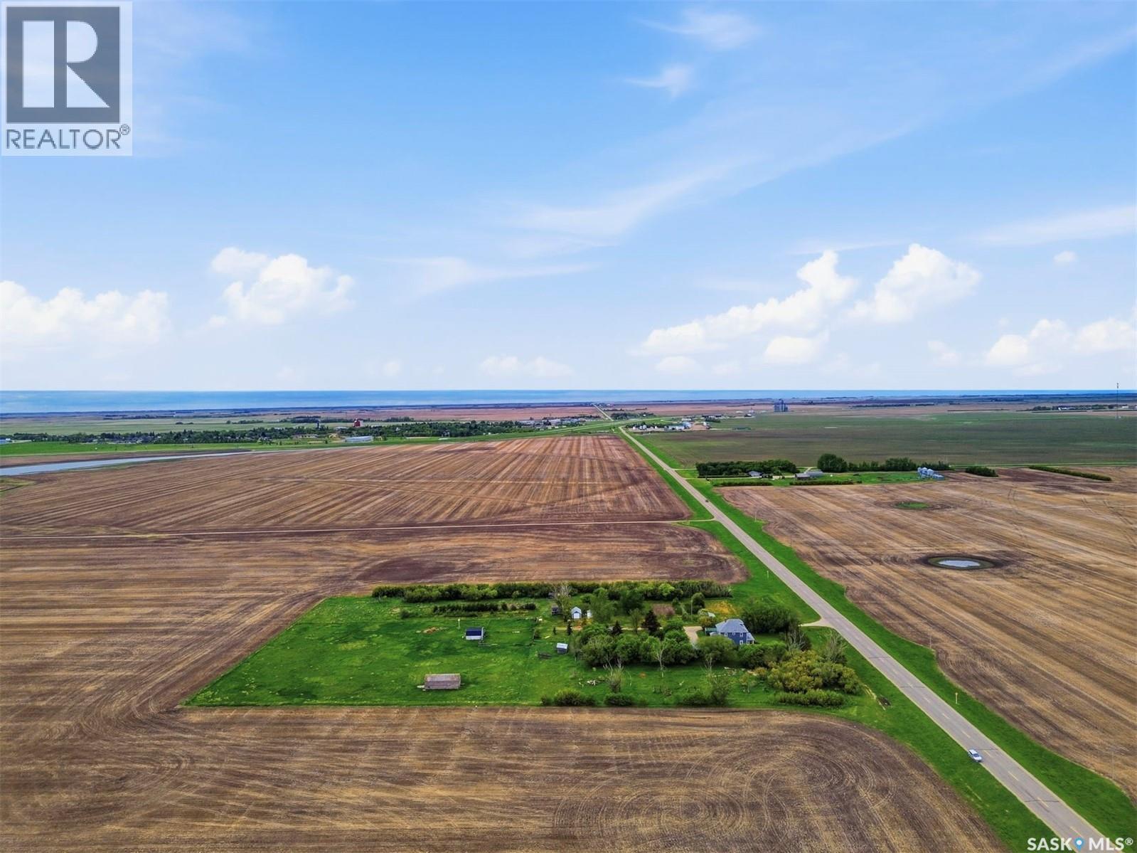 'LAND OF THE LIVING SKIES' ACREAGE - 48