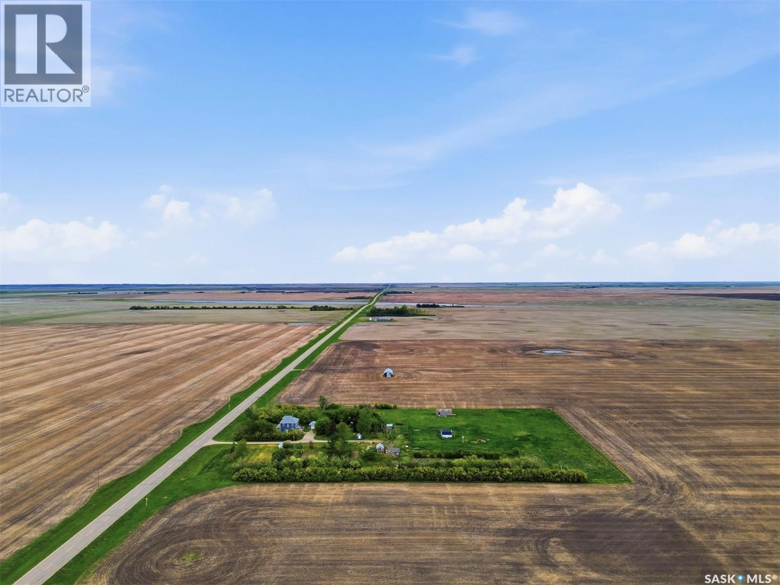 'LAND OF THE LIVING SKIES' ACREAGE - 52