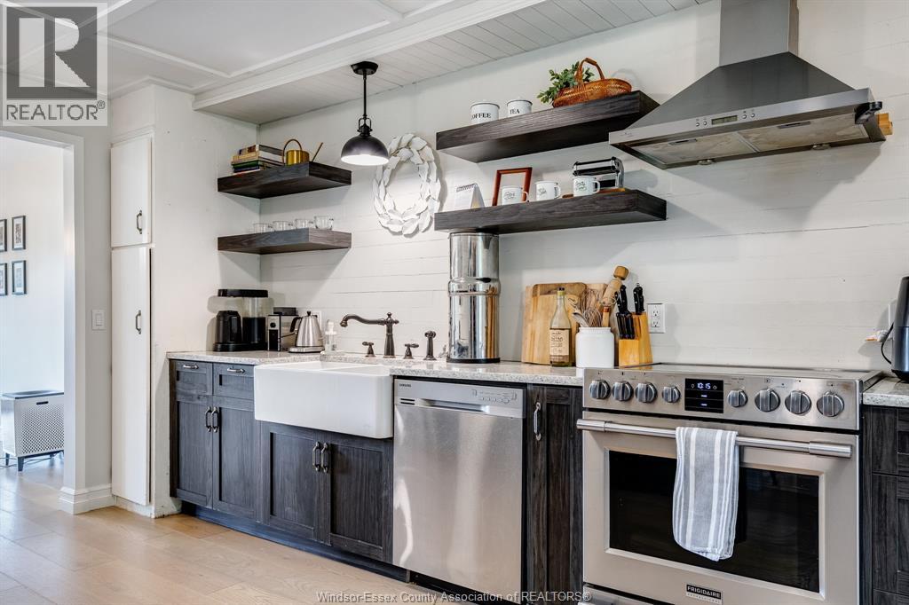 52 Robinson STREET - 11