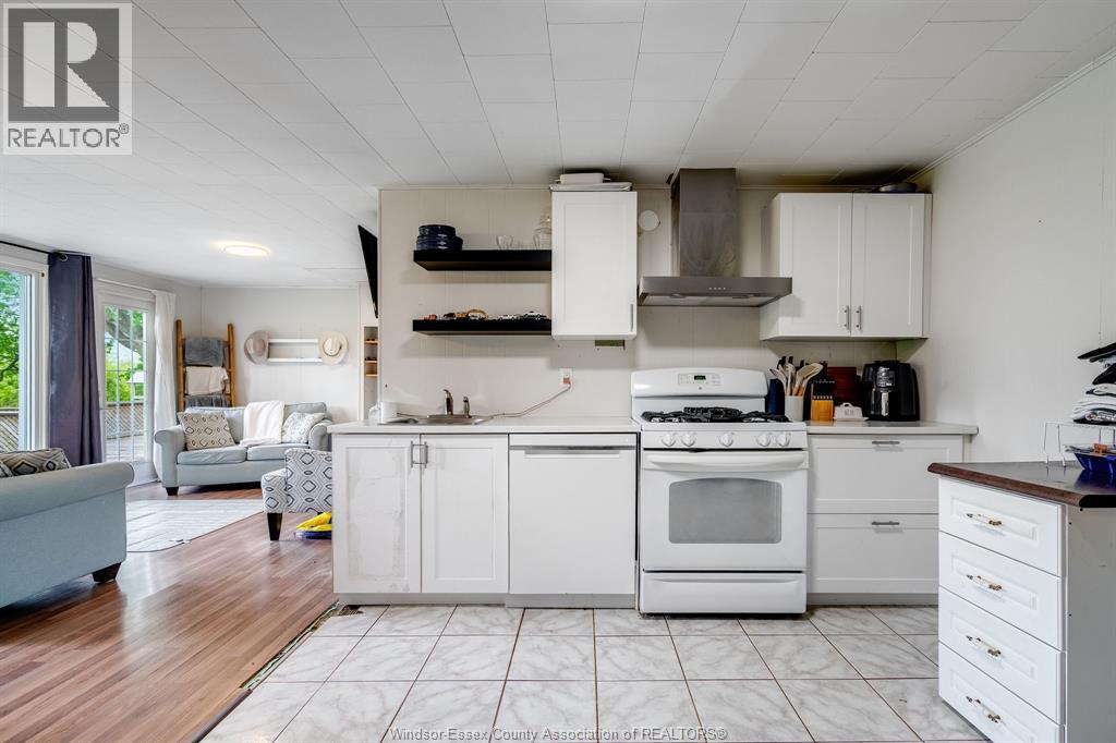 52 Robinson STREET - 21