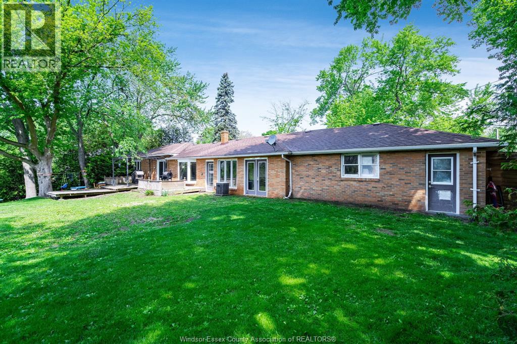 52 Robinson STREET - 37