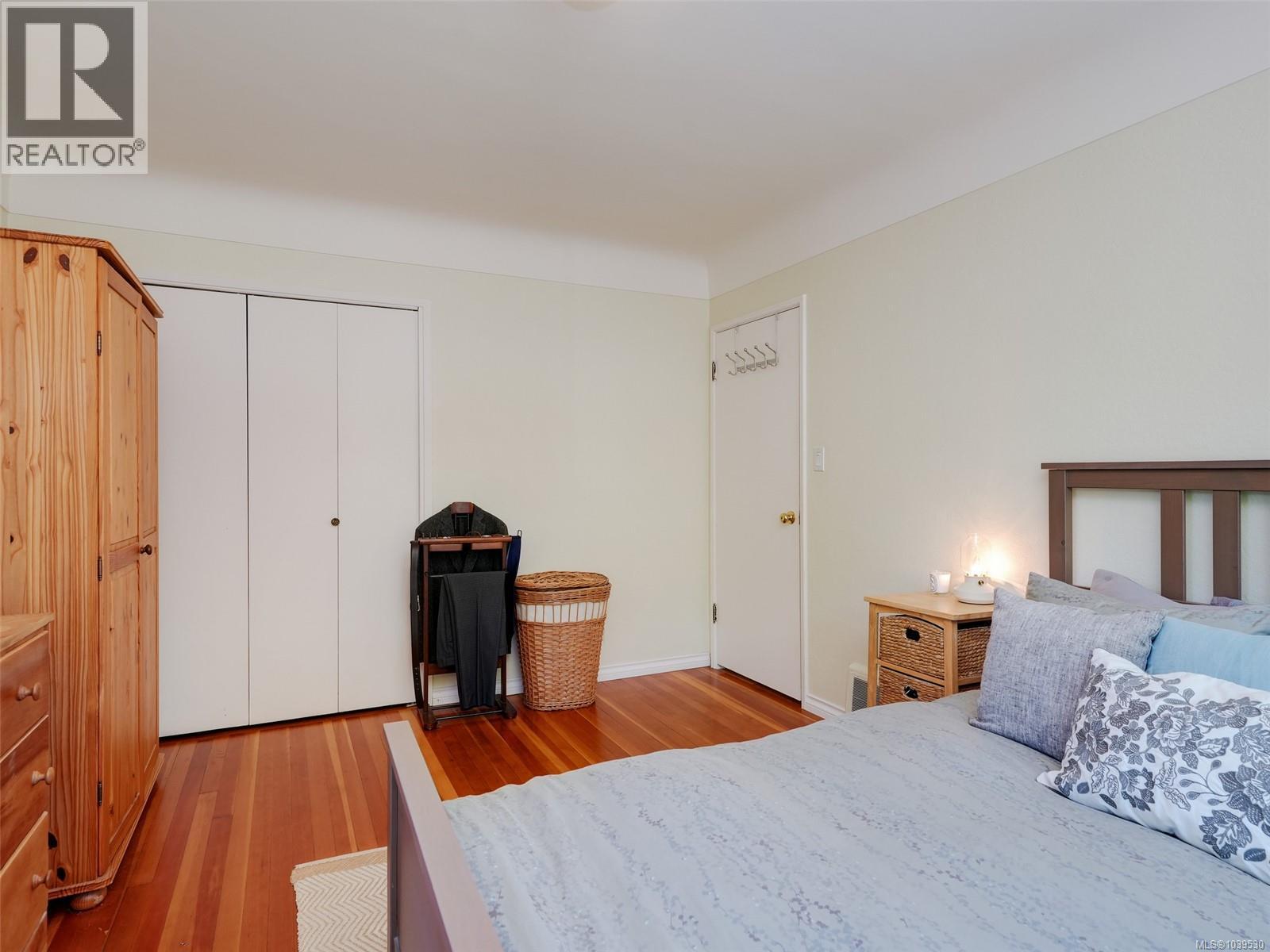 2021 Byron St - 13