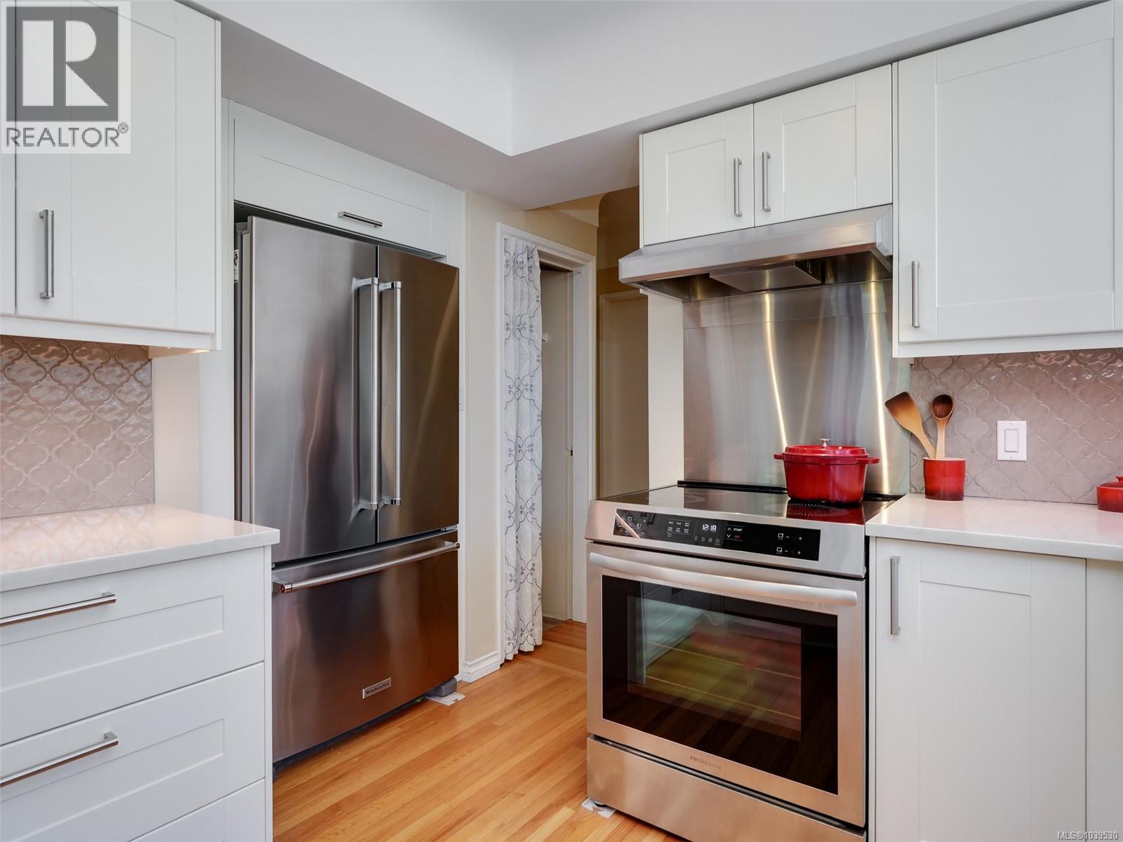 2021 Byron St - 9