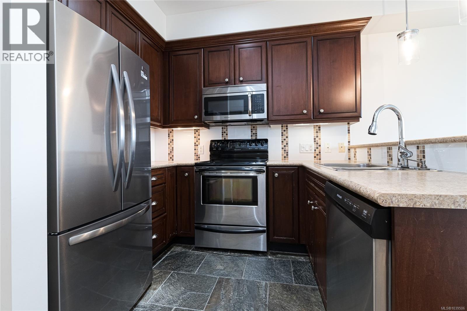 #307 1325 Bear Mountain Pkwy - 11