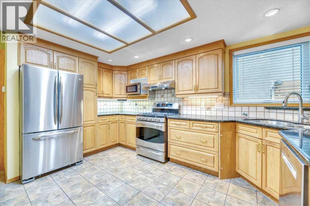 231 Mt Victoria Place SE - 10