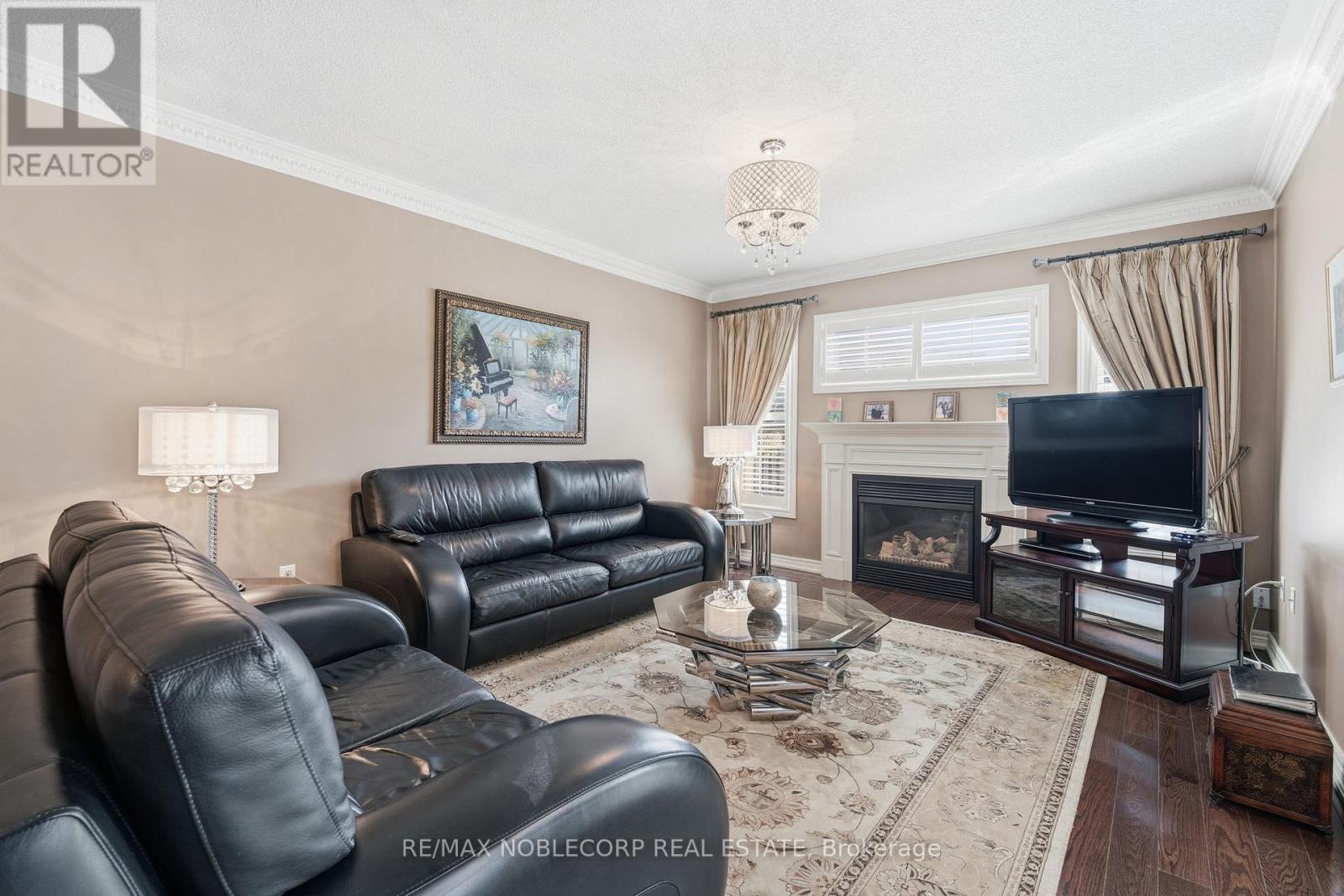 67 FOREST FOUNTAIN DRIVE - 16