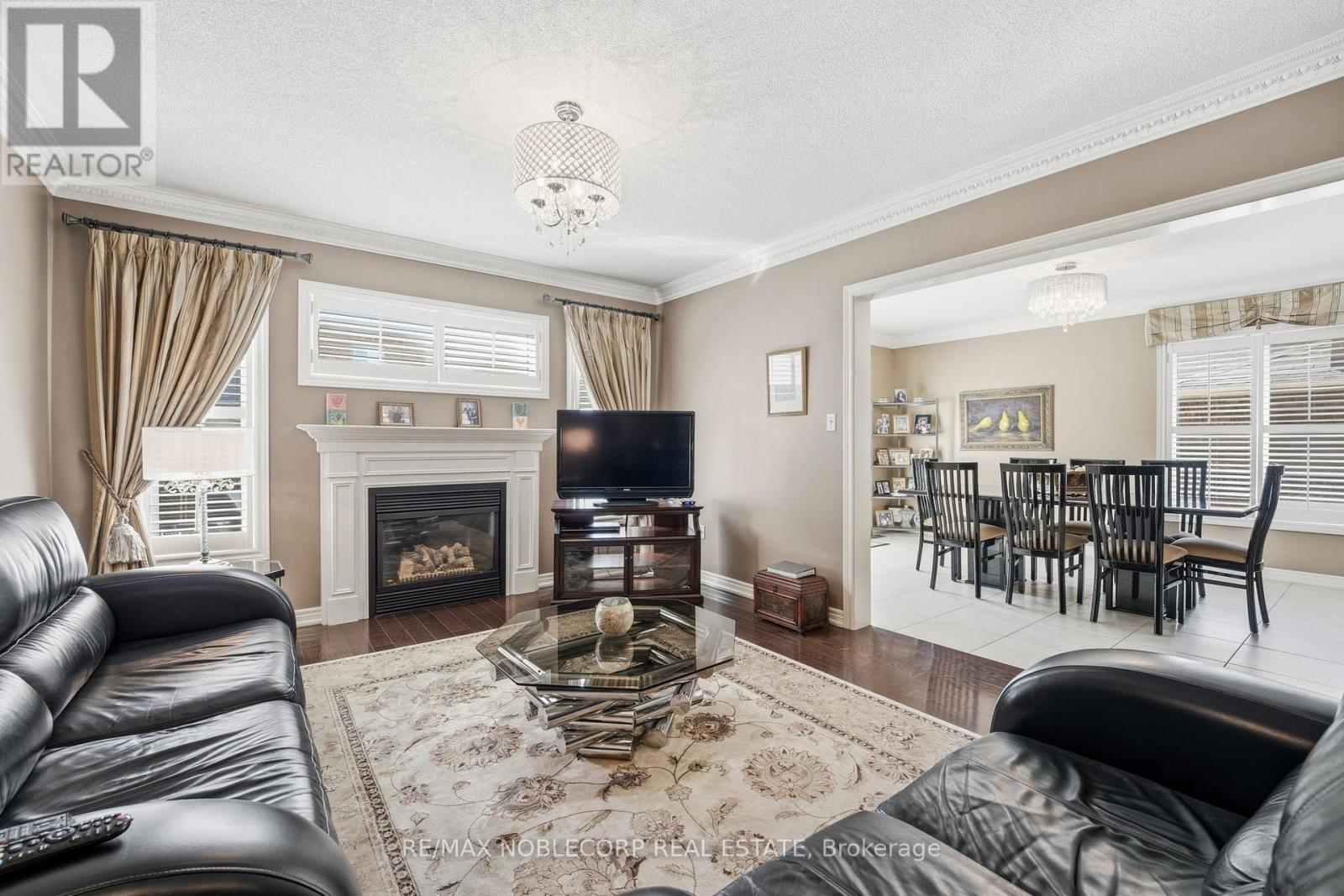 67 FOREST FOUNTAIN DRIVE - 17