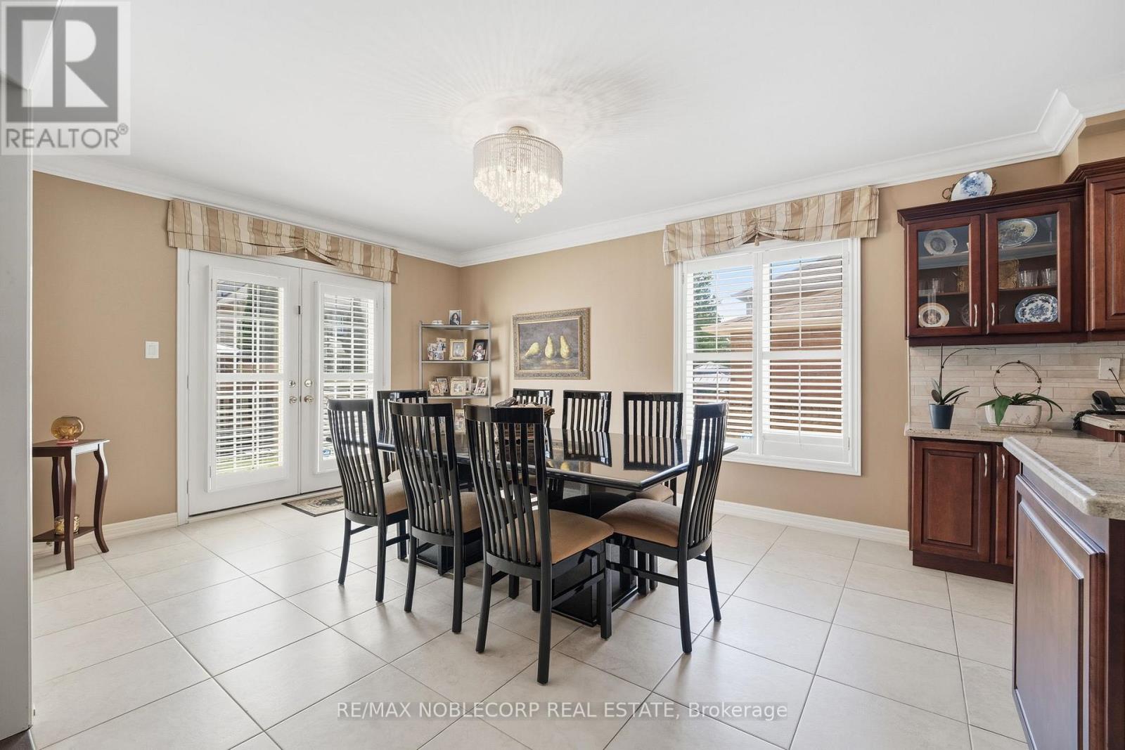67 FOREST FOUNTAIN DRIVE - 20