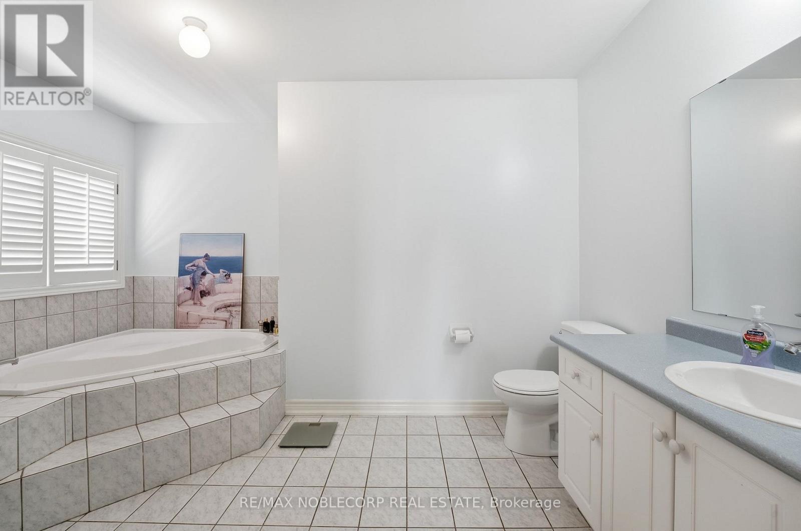 67 FOREST FOUNTAIN DRIVE - 27