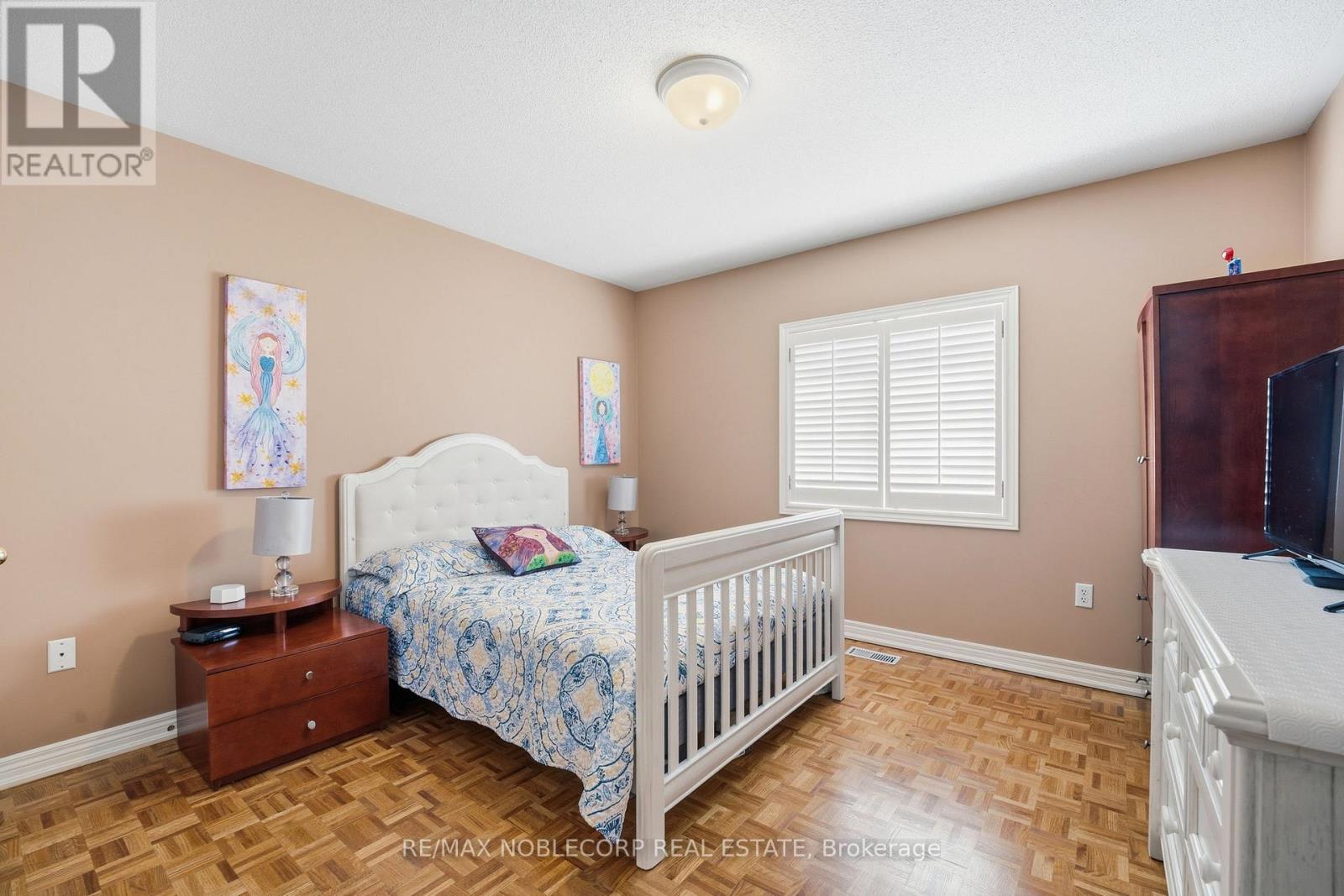 67 FOREST FOUNTAIN DRIVE - 28