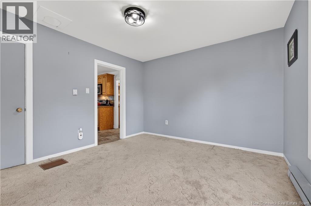 25 Knox Street - 23