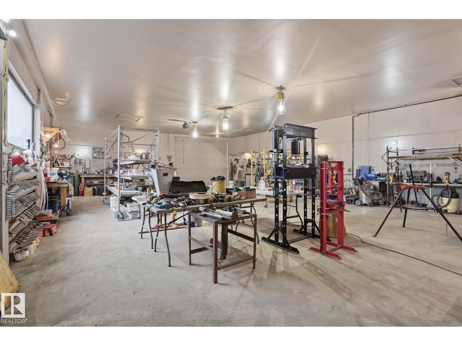 1307 TWP ROAD 510 - 37